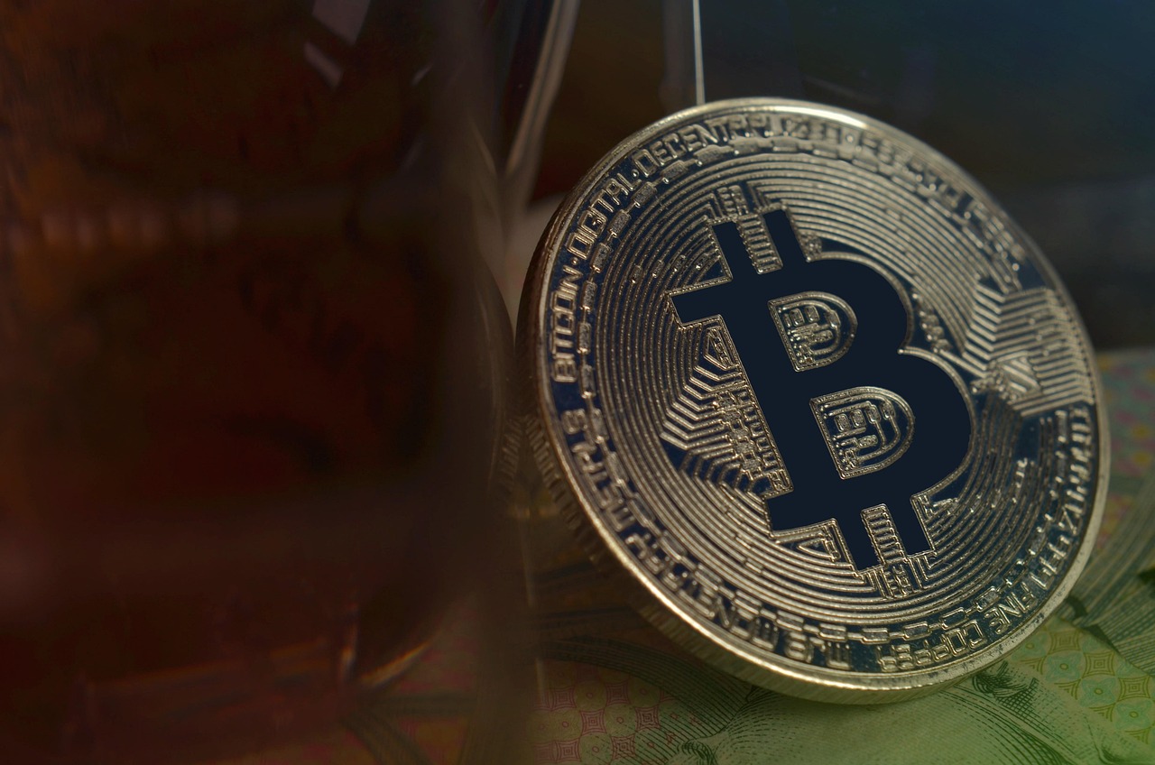 传Circle、BitGo等欲申请银行执照！稳定币发行商将成为加密货币银行？